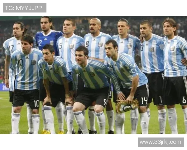 2001年十强赛中国队对阵阿联酋队精彩回顾与赛后分析