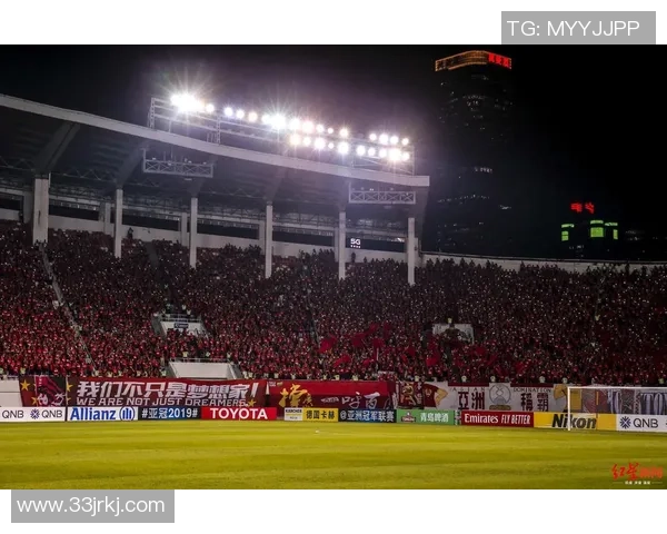 广州恒大与浦和红钻首回合激战回顾争夺亚冠荣耀的精彩瞬间 广州恒大与浦和红钻首回合激战回顾争夺亚冠荣耀的精彩瞬间